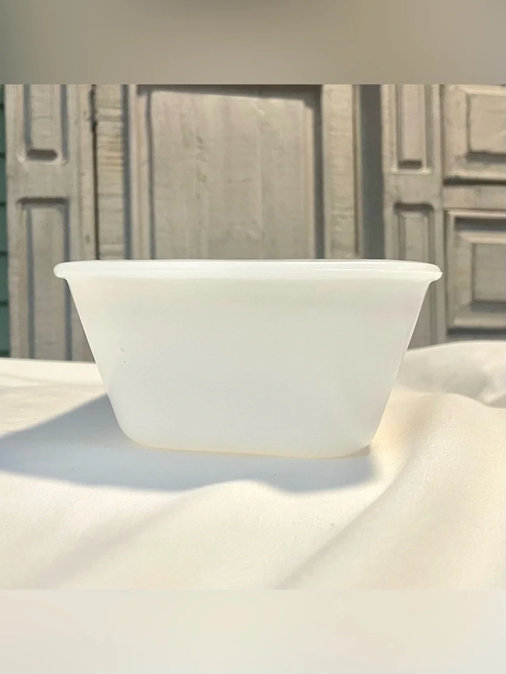 Vintage 70s Glasbake 1.5 Qt Milk Glass Loaf Pan- White/Brown Gingham/Tulips-J522